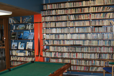 Base Dumont d'Urville : la bibliothque